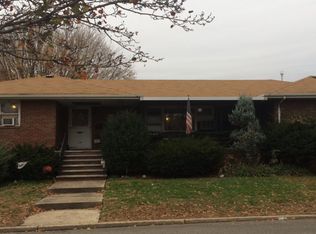 14 Lincoln St, South Hackensack, NJ 07606