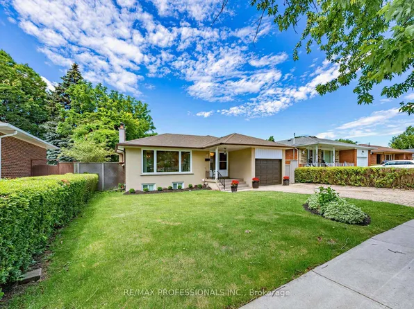 793 Netherton Cres, Mississauga, ON L4Y 2M5