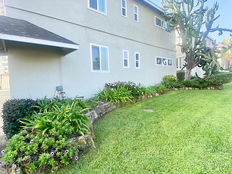 918 E Imperial Ave #4 — Photo 24