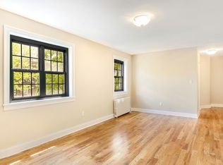 7730 Main St APT 3B, Flushing, NY 11367