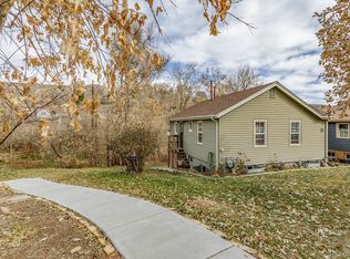 307 1/2 Arapahoe St, Golden, CO 80403