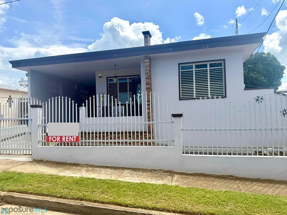 10 San Carlos