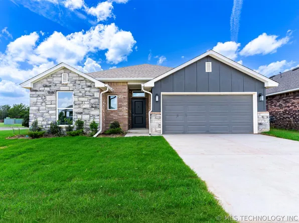10948 S 271st East Ave, Coweta, OK 74429