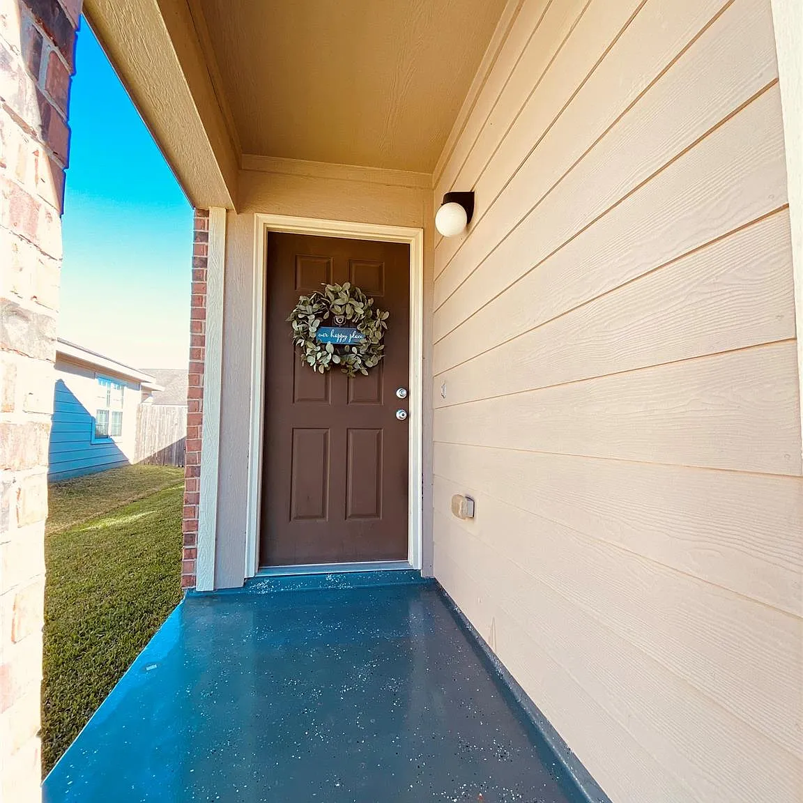 3 bed, 2.0 bath, 1605 sqft, $1,795 — Photo 3