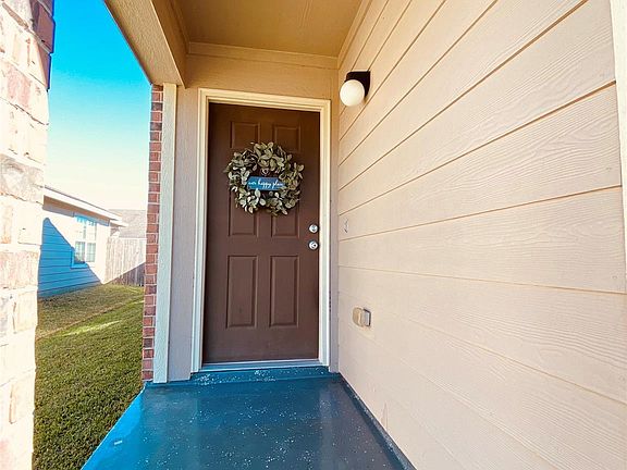 3rd image of 29206 Legends Valley Dr