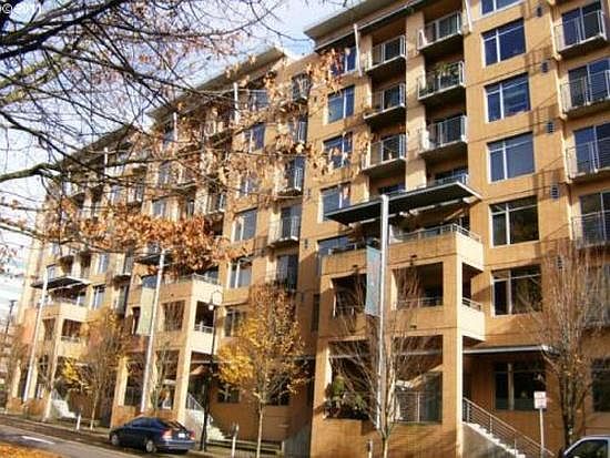 1st image of 701 Columbia St APT 306