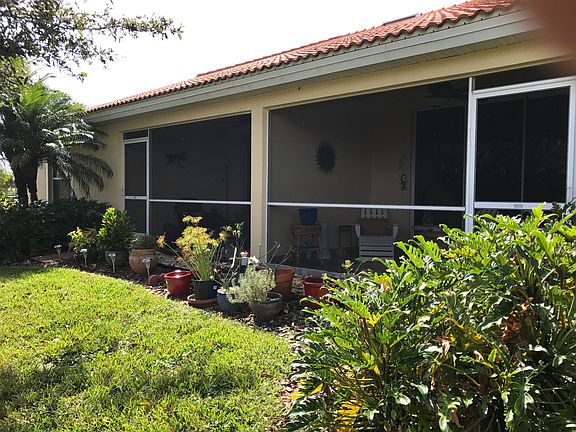 Exterior view of lanai