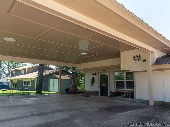 5th image of 1064 Lakeside Dr