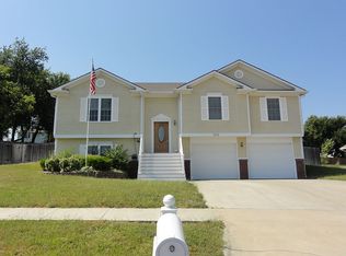 1111 Manor Dr, Chapman, KS 67431