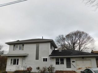 588 Kathleen Ave, Somerset, MA 02725