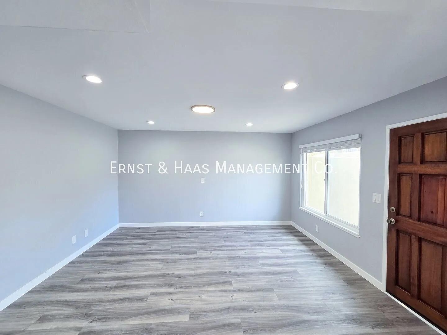Beautifully Remodeled 3-Bedroom Condo in Cerritos Villas! — Photo 4