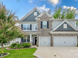 1054 Thoroughbred Dr, Iron Station, NC 28080