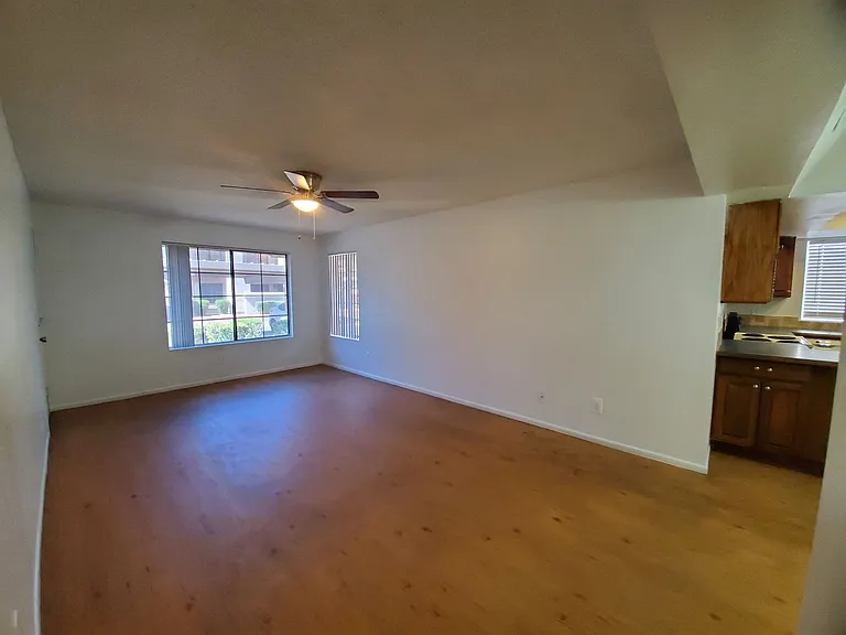 839 S Westwood St #180 — Photo 7