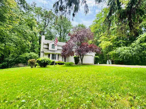 3447 Consear Rd, Lambertville, MI 48144