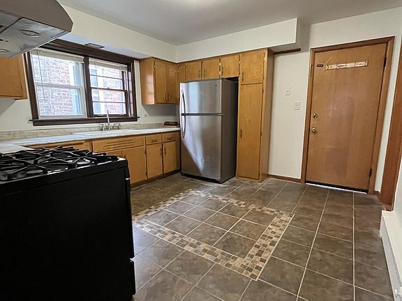 4th image of 1806 Euclid Ave #2