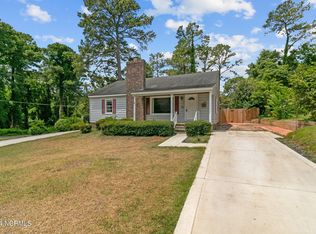 334 Pinecrest Dr, Fayetteville, NC 28305