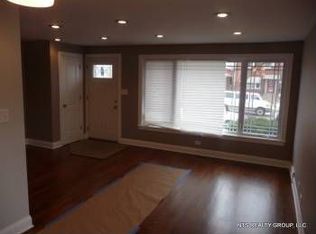 326 E 90th Pl, Chicago, IL 60619