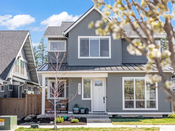 20457 Aberdeen Dr, Bend, OR 97702