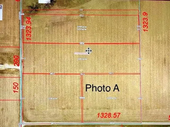 12751 W Division Rd, Yorktown, IN 47396