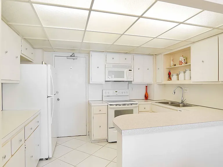 3550 Galt Ocean Dr #809 — Photo 7