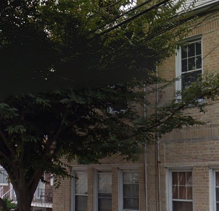 1st image of 1051 Vincent Ave