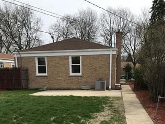 2nd image of 2824 Willow St