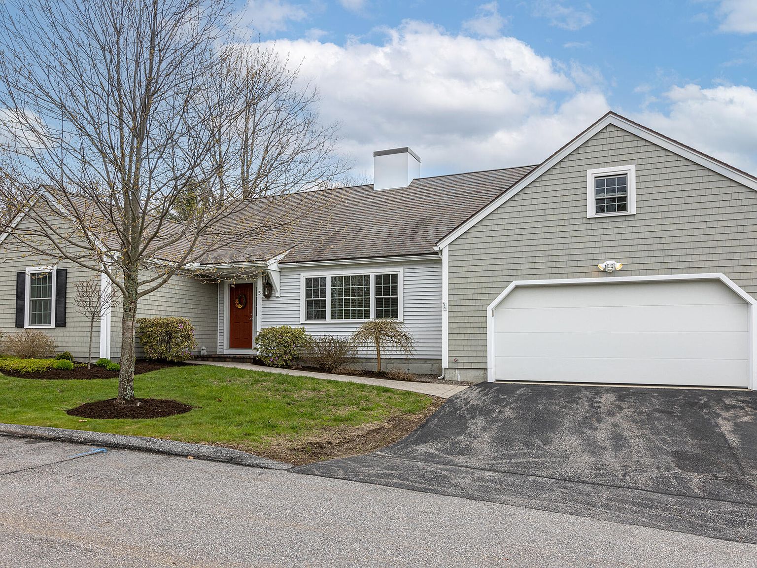 5 Essex Way, South Portland, ME 04106 Zillow