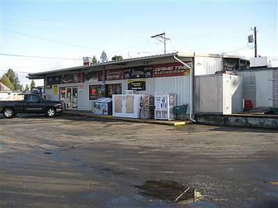 3rd image of 5304 61st St NE