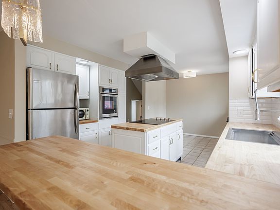 5th image of 10 Stuyvesant Rd