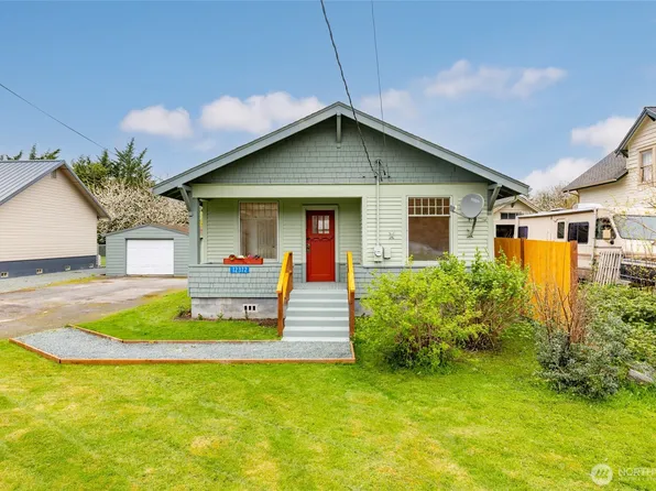 12372 Bartl Street, Clear Lake, WA 98235