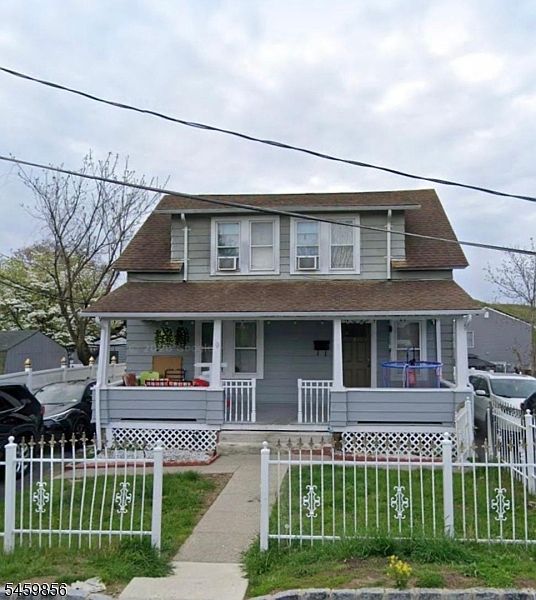 1st image of 9 W Sickle St Ab