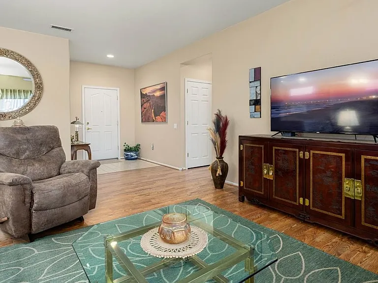 16171 W Wildflower Dr — Photo 9