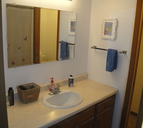 3rd image of 1907 Beach Dr SE