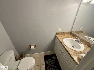 620 SW 10th Ln APT 2, Gainesville, FL 32601