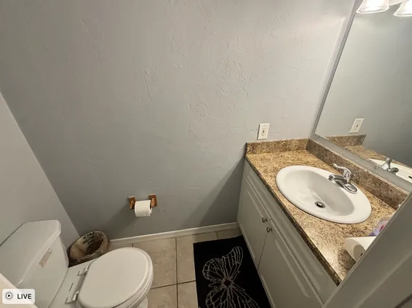 620 SW 10th Ln APT 2, Gainesville, FL 32601