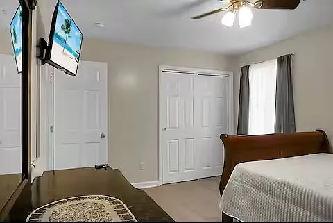 4452 Garwood Dr — Photo 54