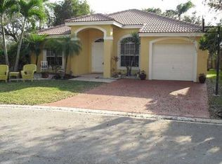 302 NW 115th Way, Coral Springs, FL 33071