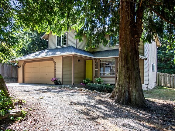 2nd image of 7563 NE Harborview Dr