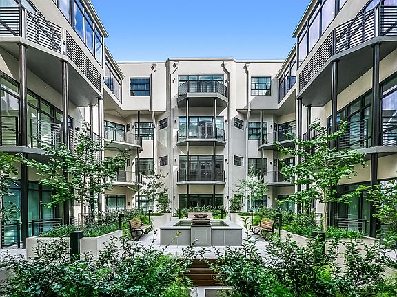 5th image of 939 Iberville St APT 609