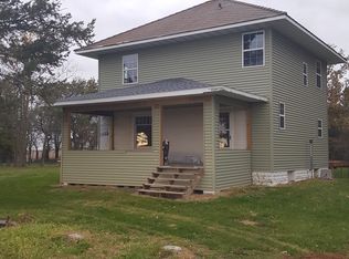 884 E 1200n Rd, Melvin, IL 60952