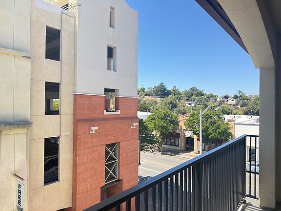 2nd image of 400 San Benito St #310