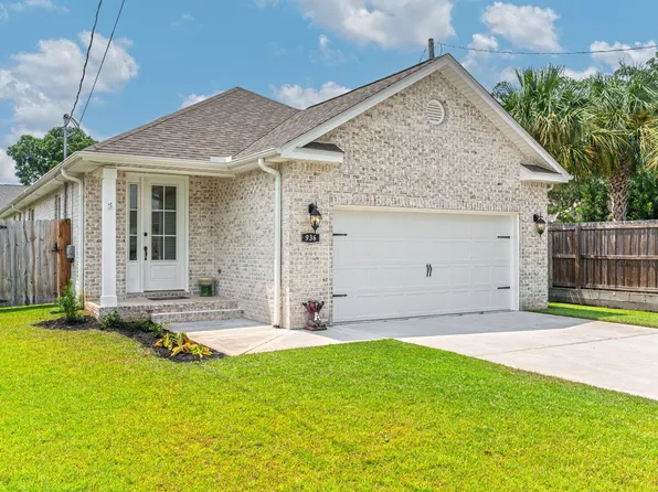 936 Harrelson Dr, Fort Walton Beach, FL 32547