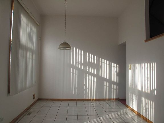 5th image of 3410 S Wolcott Ave Unit B