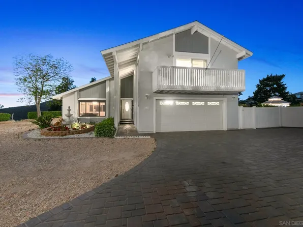 12832 Vista Cielo Dr, Spring Valley, CA 91978