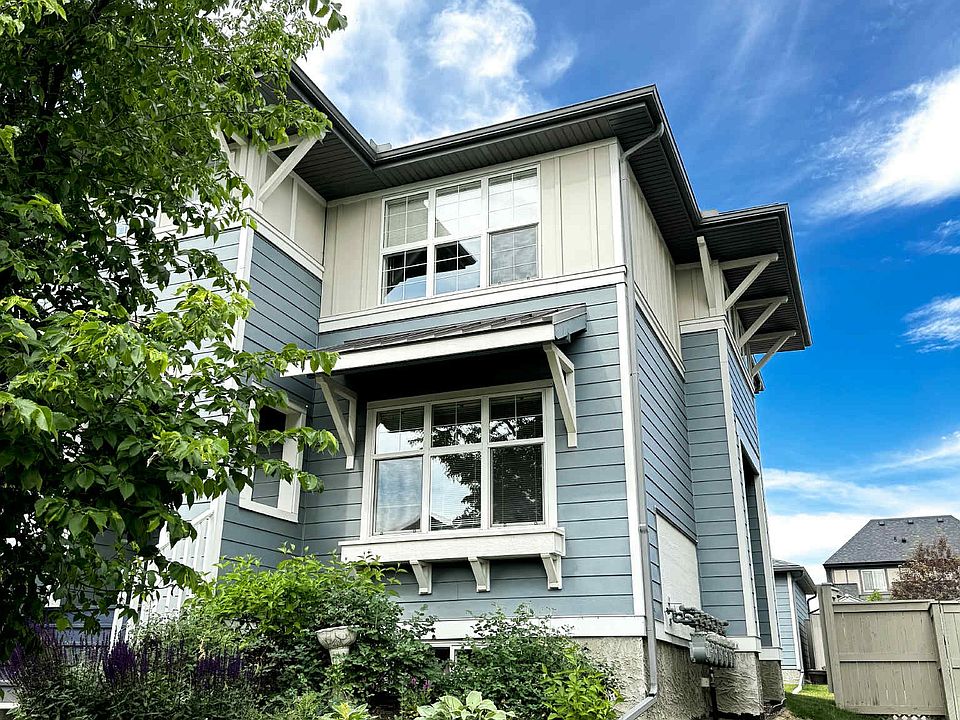 1st image of 63 Marine Dr SE