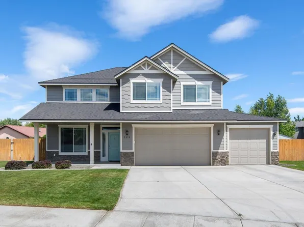 2890 Hickory Ave, West Richland, WA 99353