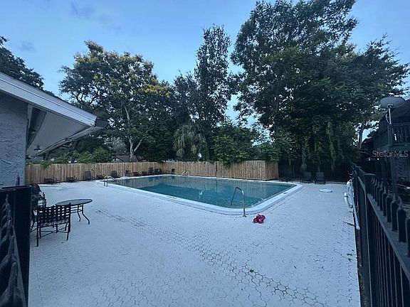 3rd image of 12406 HIBISCUS OAK PLACE #202