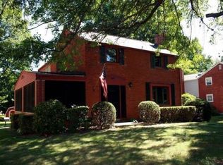 209 Henderson Rd, Pittsburgh, PA 15237