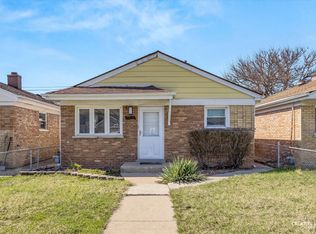 7812 Meade Ave, Burbank, IL