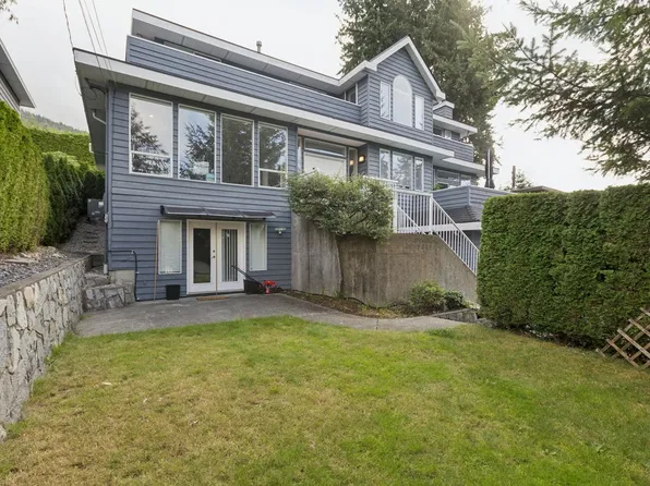 456 Montroyal Blvd, North Vancouver, BC V7N 3E1